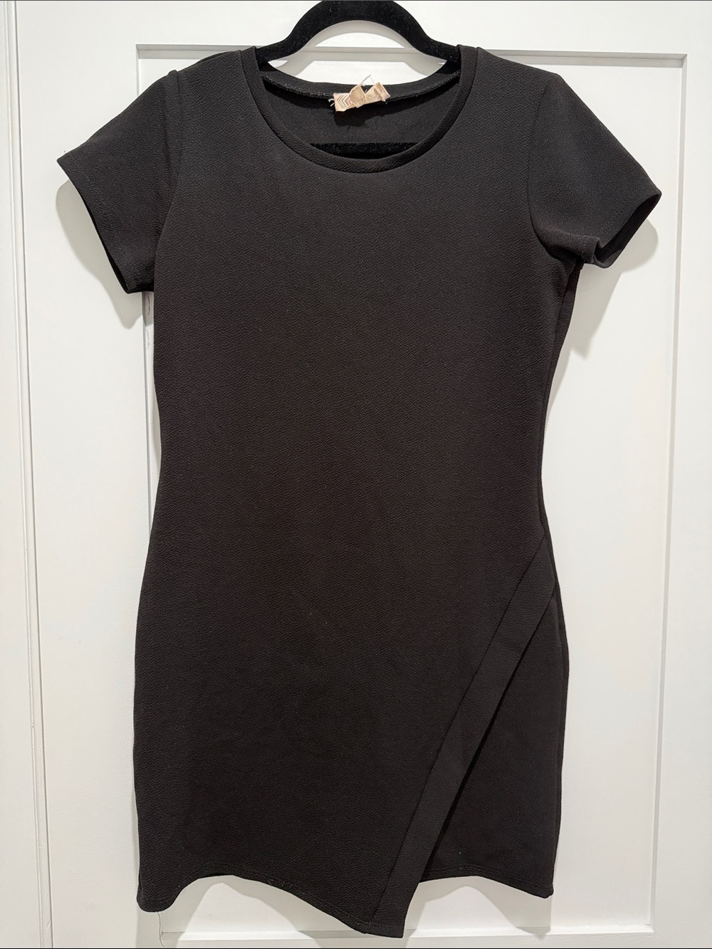 Pink Rose Black Short-Sleeve Mini Sheath Dress
